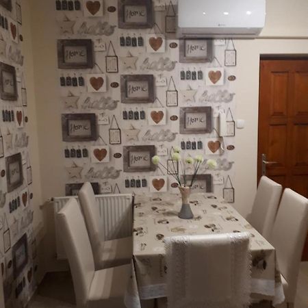 Hajdúszoboszló Katalin Apartman מראה חיצוני תמונה