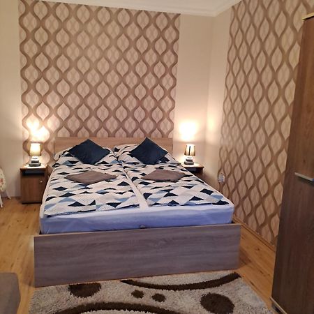 Hajdúszoboszló Katalin Apartman מראה חיצוני תמונה