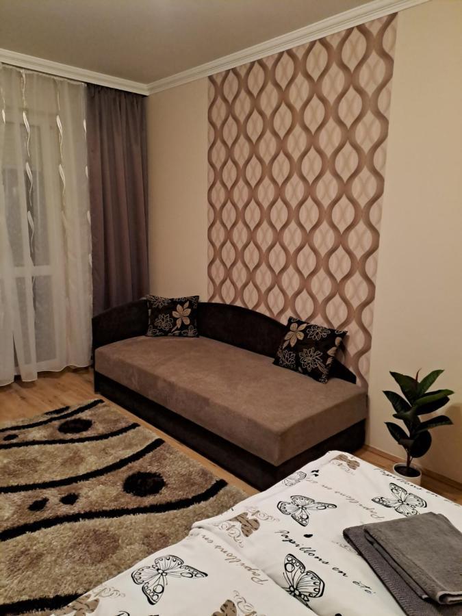 Hajdúszoboszló Katalin Apartman מראה חיצוני תמונה